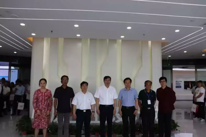 019年6月1日，中原工業設計城在焦作市開園"