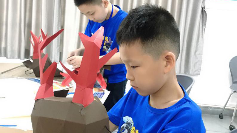 寓學于樂中成為一名小設計師，國潮崛起——青少年國潮設計快閃學堂正式結營~