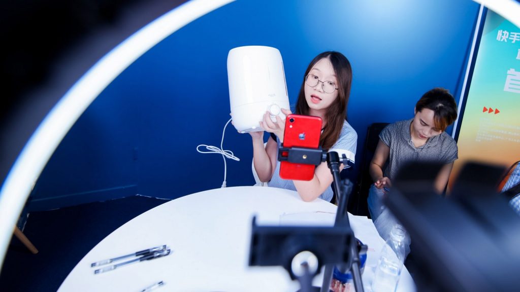 十五場活動(dòng)、上千款創(chuàng)新產(chǎn)品齊集！2020 年“12.9中國設(shè)計(jì)活動(dòng)日暨廣東工業(yè)設(shè)計(jì)城創(chuàng)新設(shè)計(jì)周”即將重磅來襲