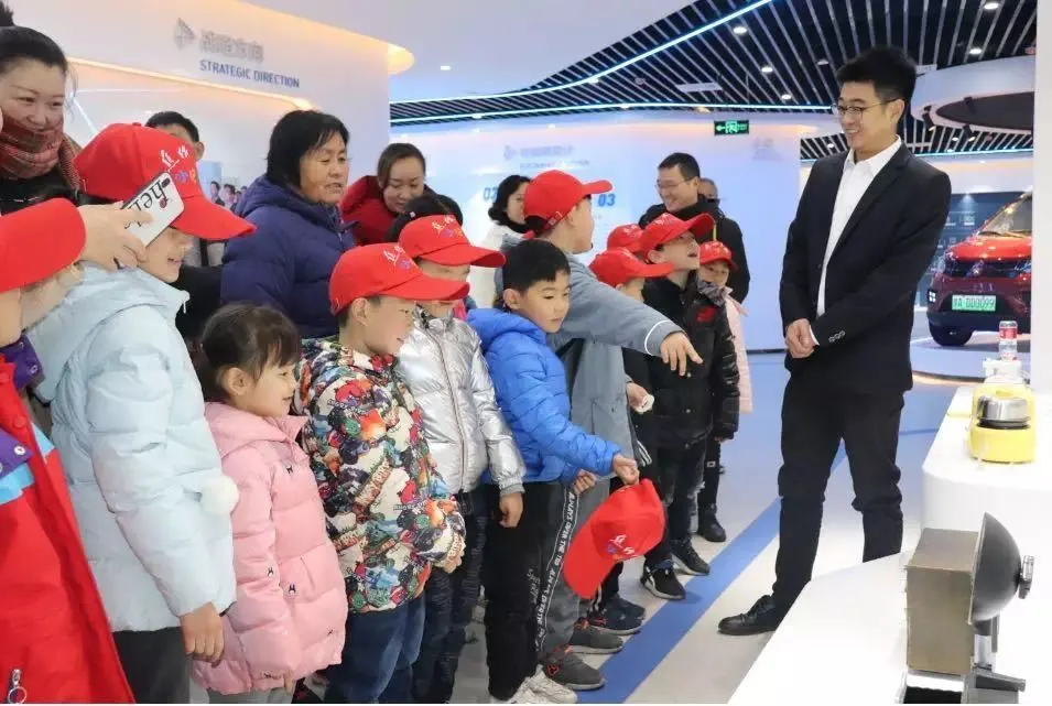 節后第一天，省委書記王國生來設計城了！