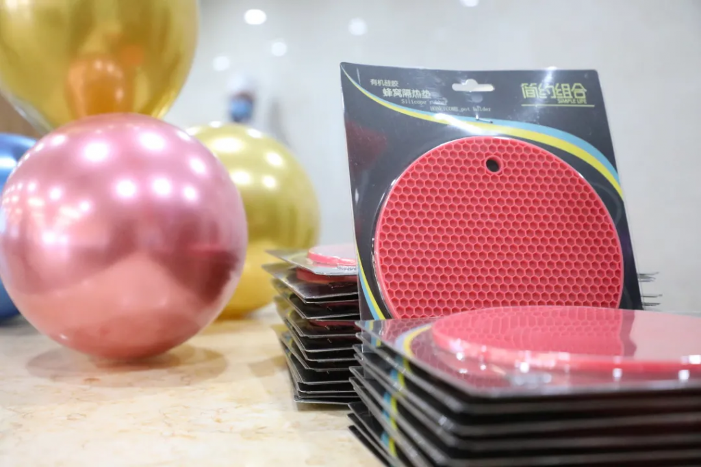 “喜樂團圓 濃情元宵”活動扮靚園區