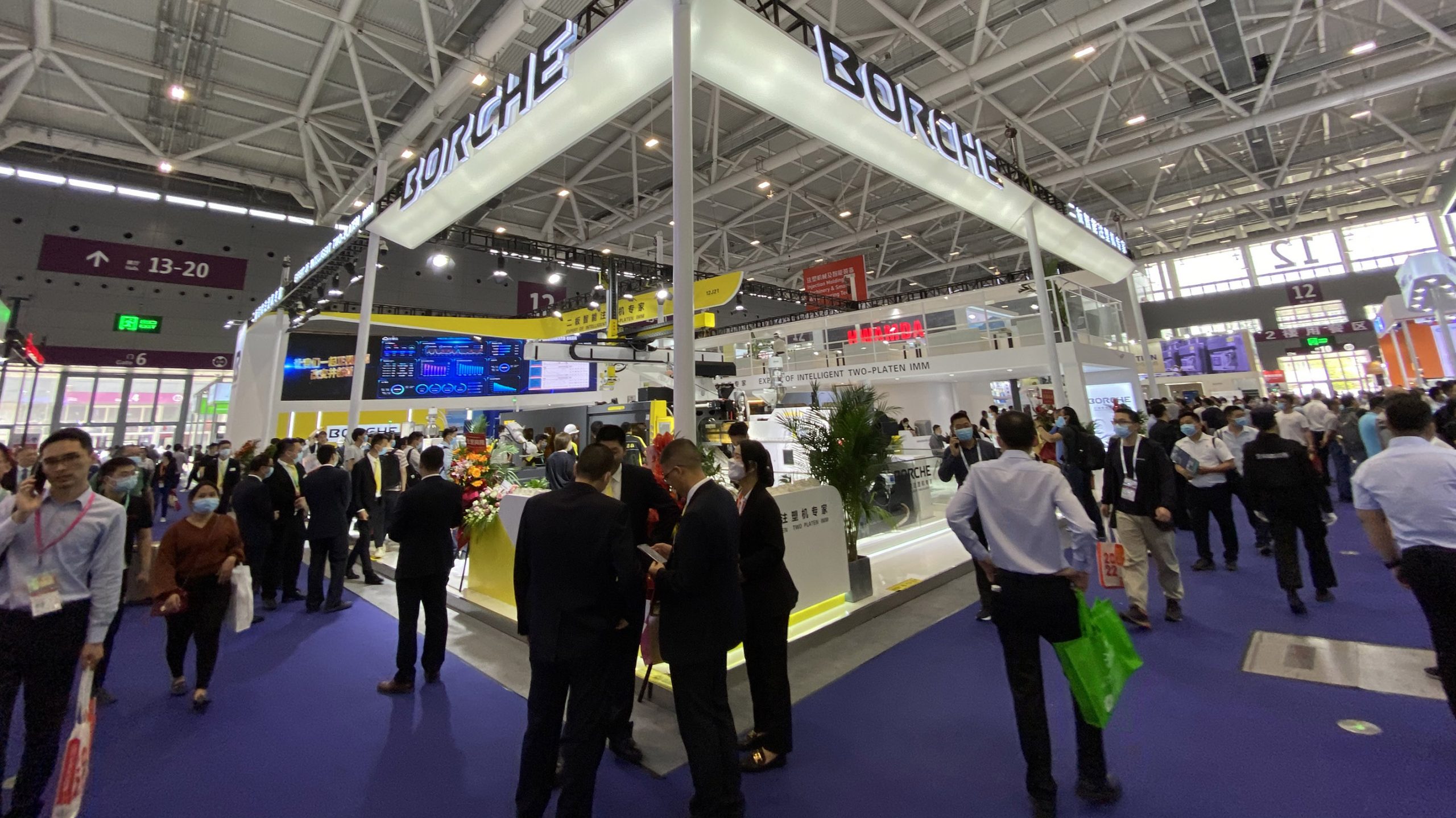 發掘材料科技與創意靈感！我城企業組團打卡CHINAPLAS國際橡塑展