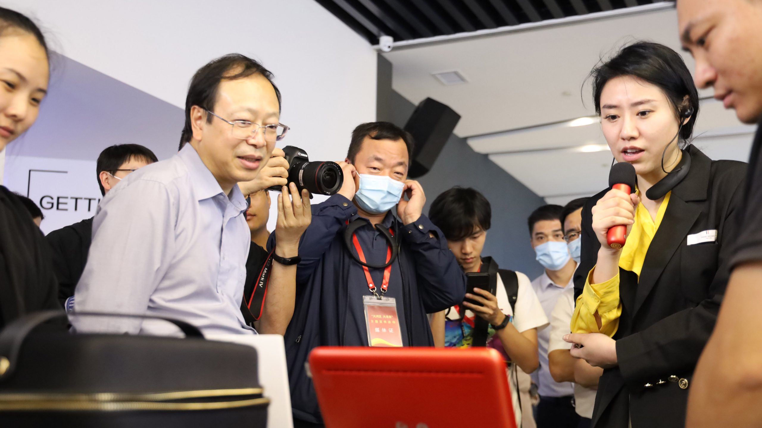 百家媒體看設計 | “大灣區 大未來”主題宣傳活動走進設計城