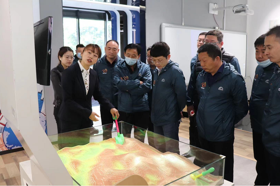 “創翼之星”創業創新訓練營在北方教育裝備創新產業城正式開營