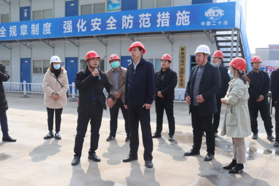 市園區建設指揮部負責人調研教育裝備產業園