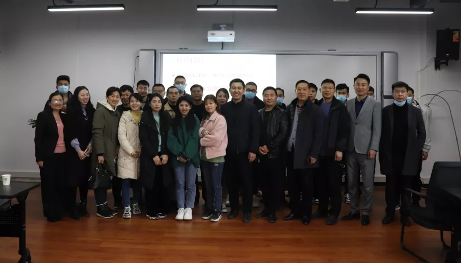 職涯規劃，筑夢未來 | 北方教育裝備創新產業城中小企業創業創新講壇順利舉行