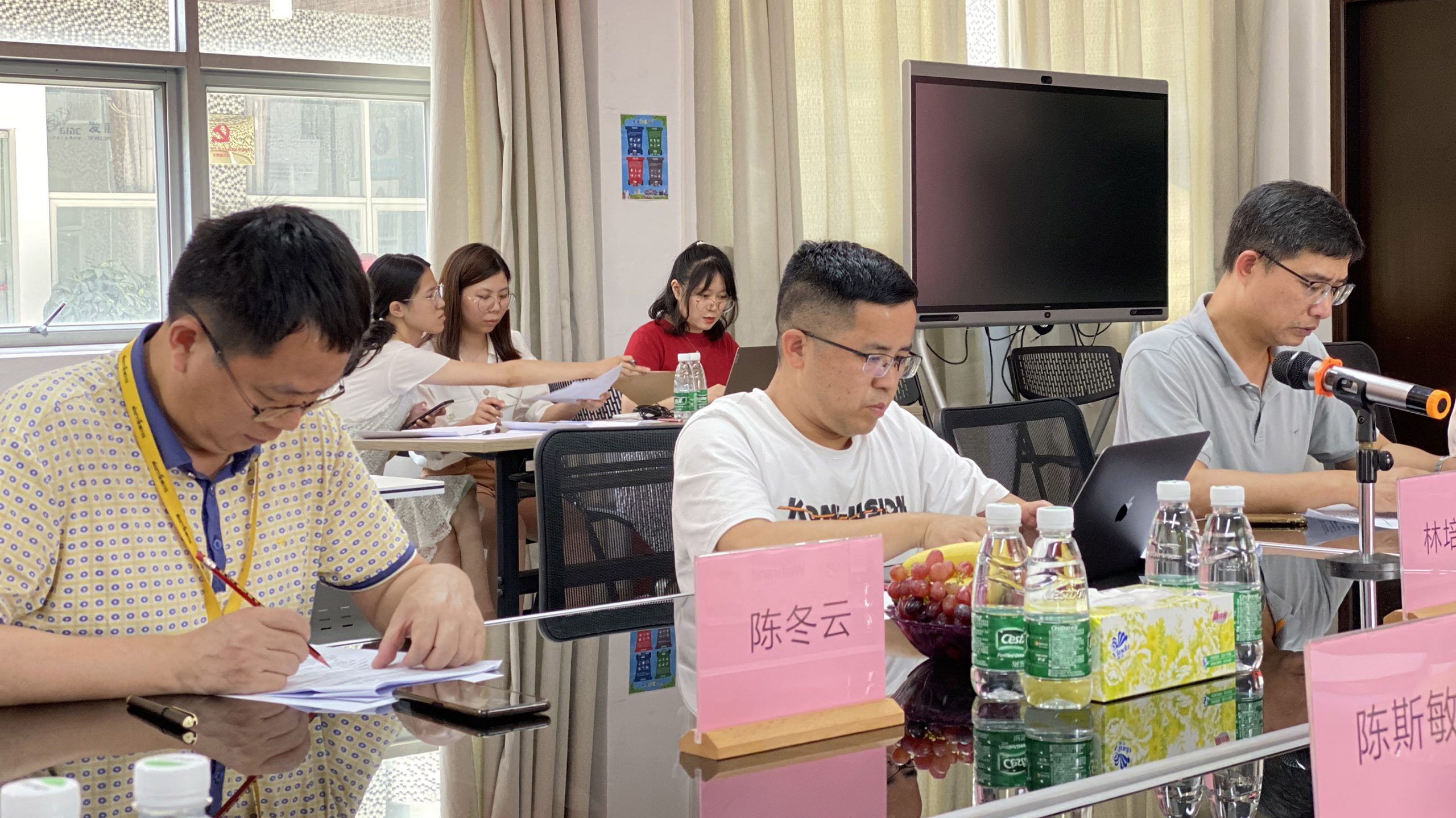 國內首份保健按摩產品工效學測評技術規范在我城通過專家審定