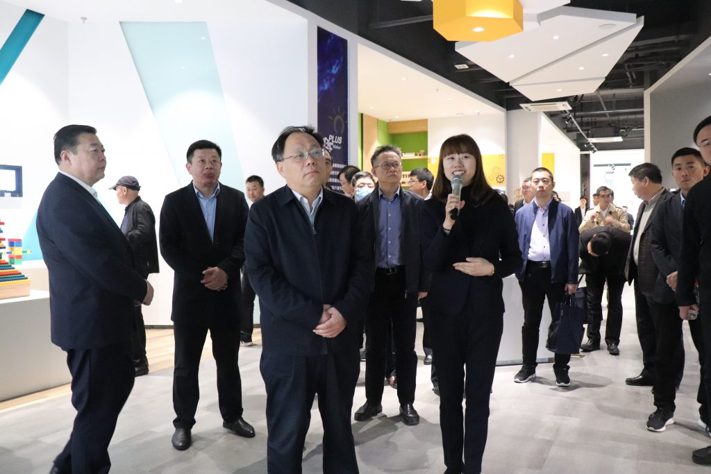 “軍崗日”┃濟寧市人大常委領導一行蒞臨北方教育裝備創新產業城參觀指導