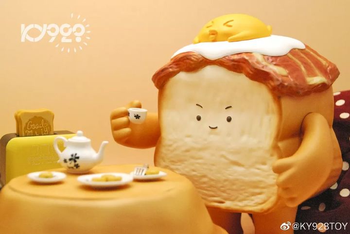 潮流玩具爆火的背后：設(shè)計師們的天堂！