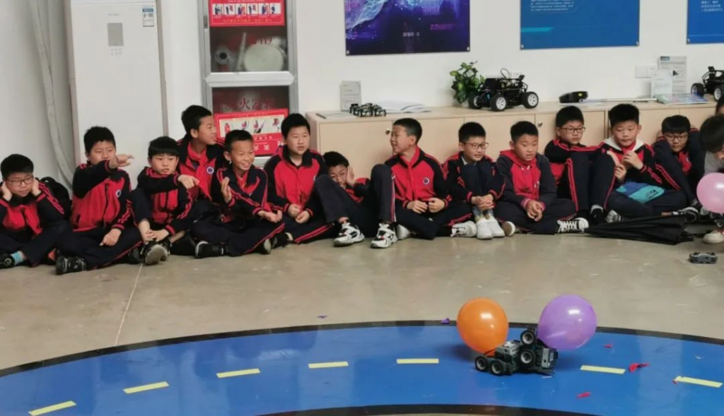 小創客演繹“智造夢”