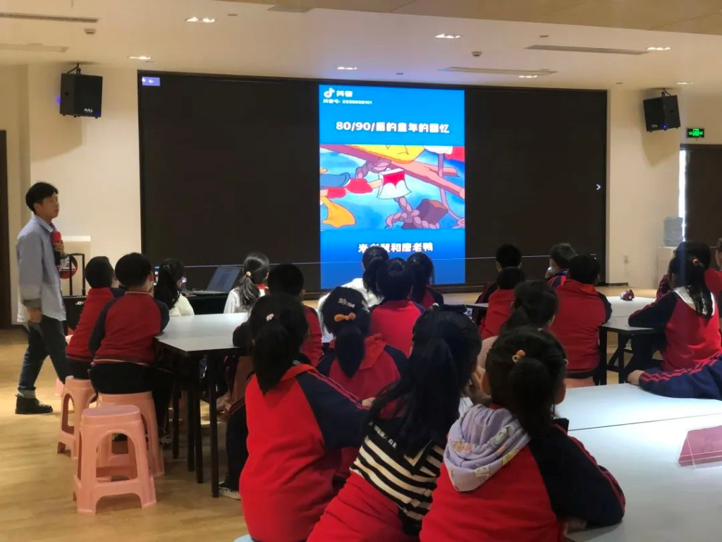 小小創客發明家 研學實踐顯身手