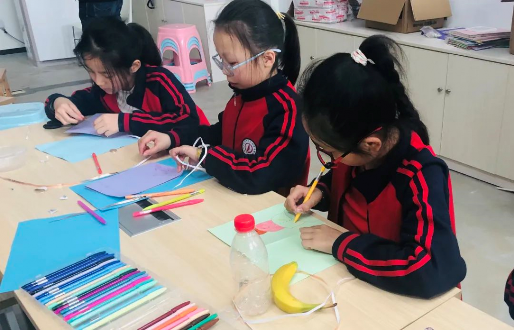 小小創客發明家 研學實踐顯身手