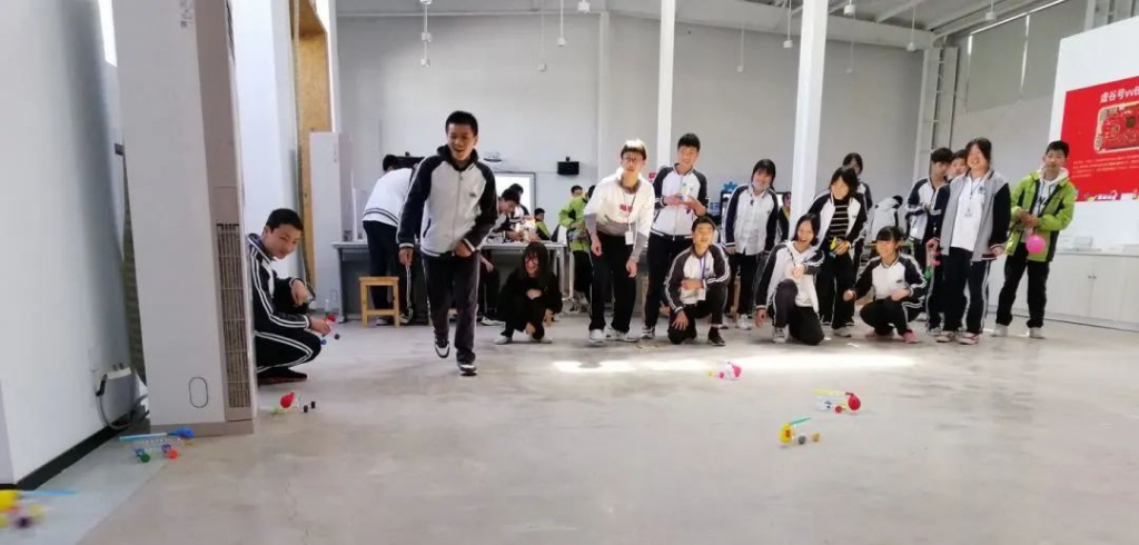 實(shí)踐出真知 暢學(xué)新科技—慈溪市匡堰實(shí)驗(yàn)學(xué)校研學(xué)記