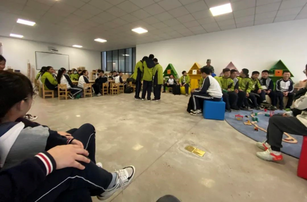 少年強則國強！掌起學子親密接觸人工智能