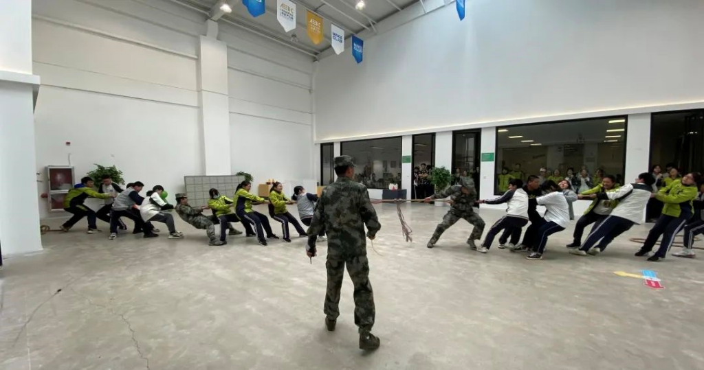 少年強則國強！掌起學子親密接觸人工智能