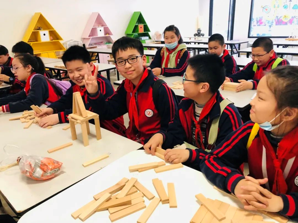 小小創(chuàng)客發(fā)明家——慈溪市城區(qū)中心小學(xué)研學(xué)回顧