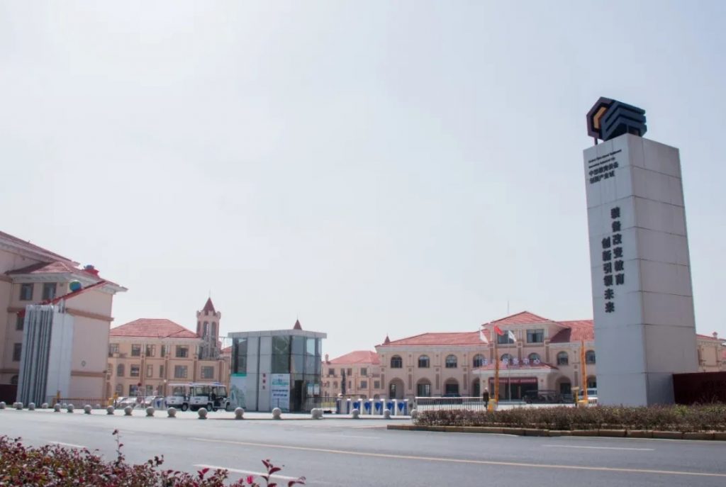 人民日?qǐng)?bào)頭版“點(diǎn)贊” ！！江西工業(yè)設(shè)計(jì)小鎮(zhèn)“后臺(tái)”就是這么硬！