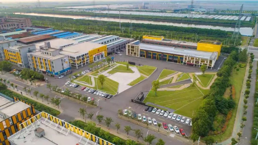 人民日?qǐng)?bào)頭版“點(diǎn)贊” ！！江西工業(yè)設(shè)計(jì)小鎮(zhèn)“后臺(tái)”就是這么硬！