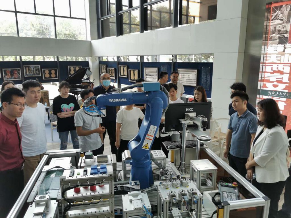 和你說(shuō)說(shuō)，我們這周的精彩故事