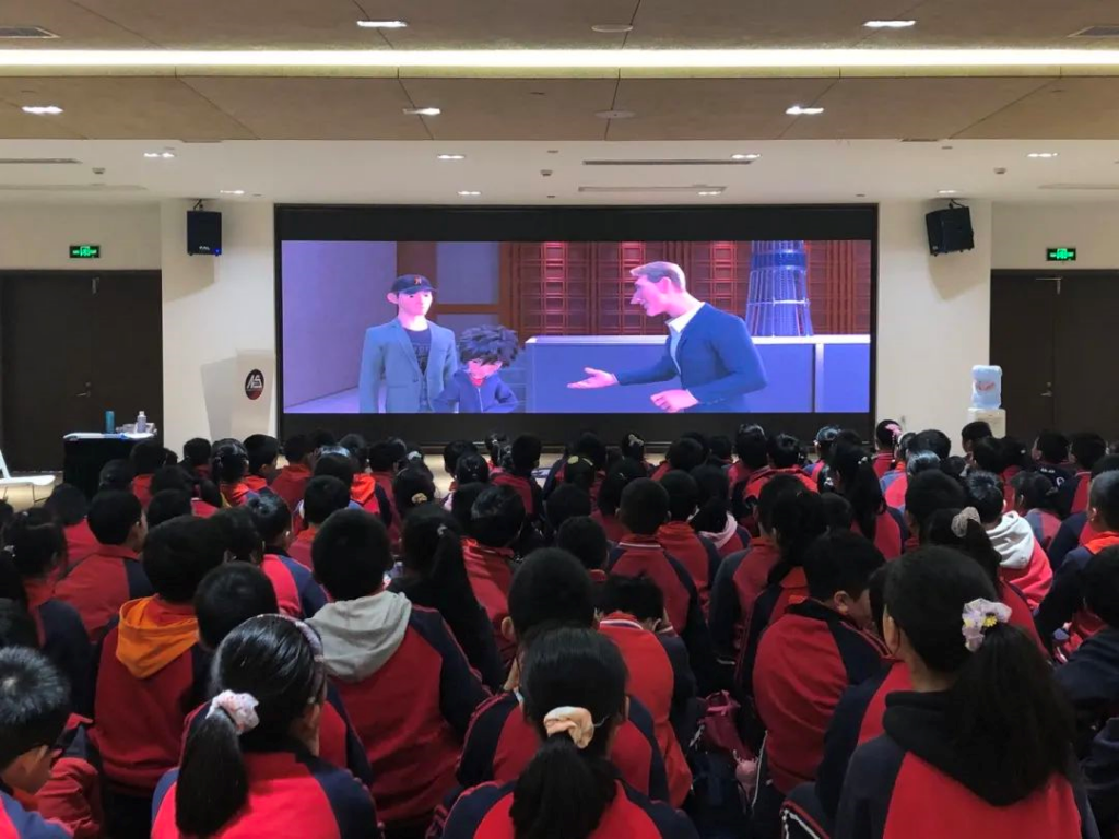 龍場小學：少年先鋒隊，科技強國研學記