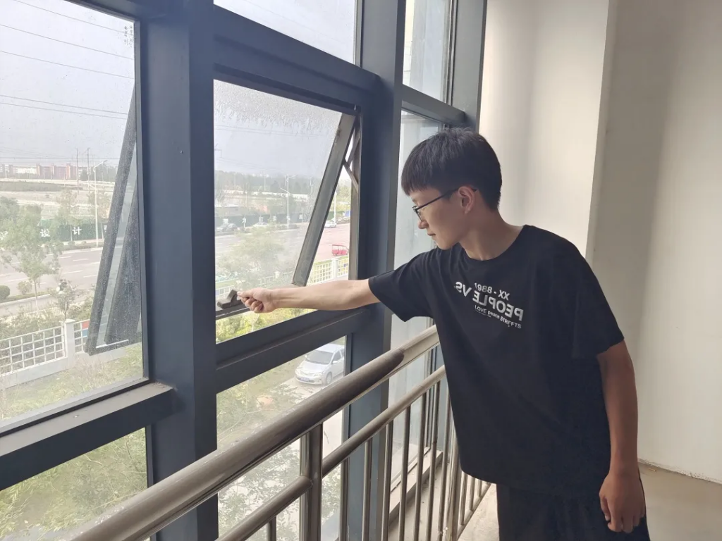 中原工業(yè)設計城扎實開展防汛準備工作