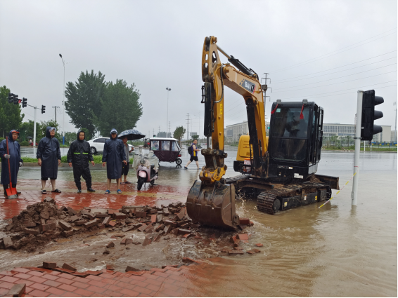 中原工業設計城丨防汛工作不松懈，招商活動不停歇