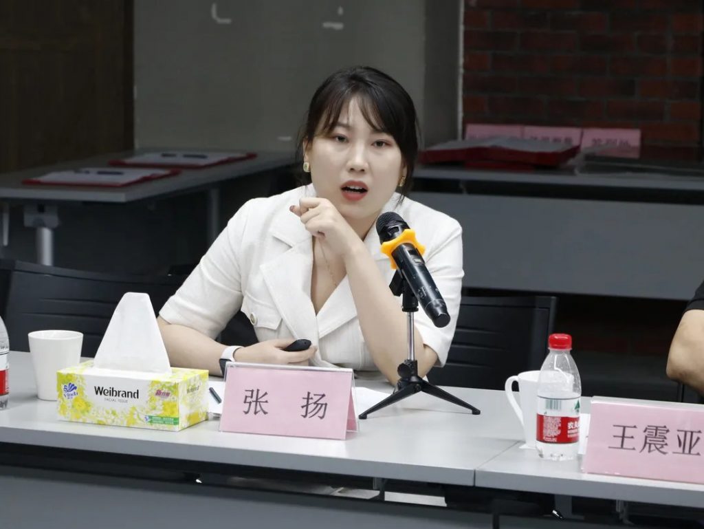 產(chǎn)業(yè)、行業(yè)現(xiàn)狀及發(fā)展趨勢(shì)調(diào)研研討會(huì)暨就業(yè)實(shí)習(xí)基地簽約儀式圓滿落幕