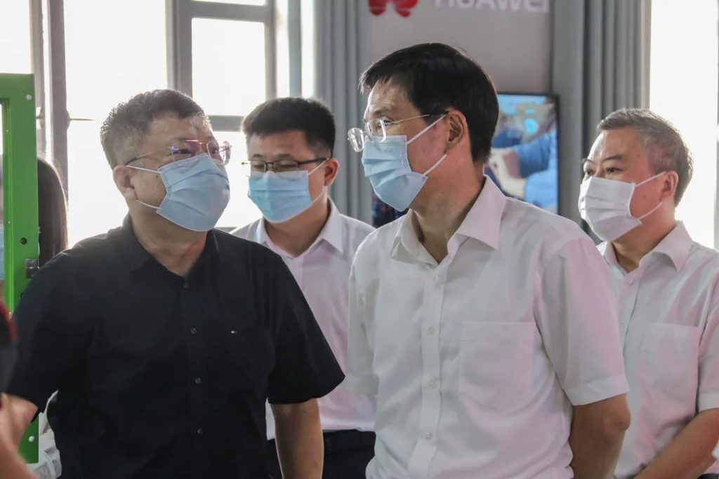 江西省副省長陳小平一行調研江西工業設計小鎮，他指出......