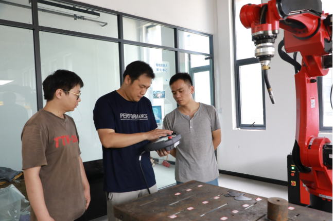 小城·人物丨和平安--科技研發(fā) 深耕“秒懂”焊機領域