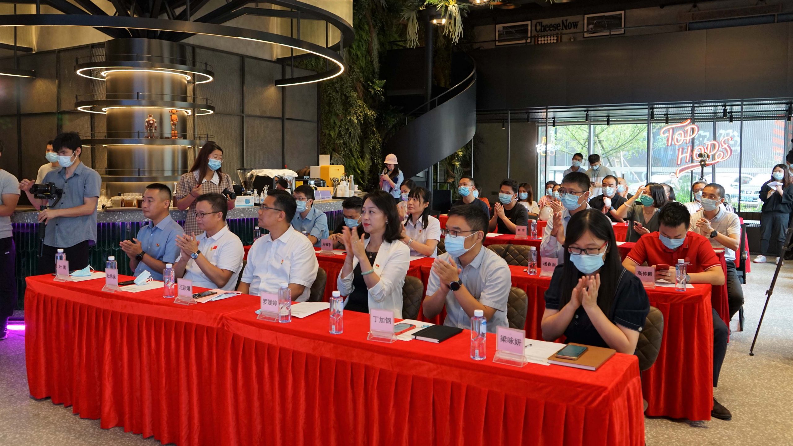 黨建引領 | 政企聯動共建設計人才夢想家園