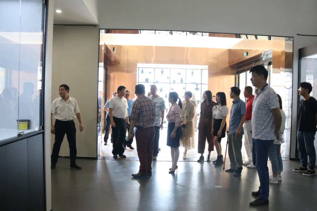 喜訊！中部教裝城喜迎一國內知名設計大咖入駐，他是誰？