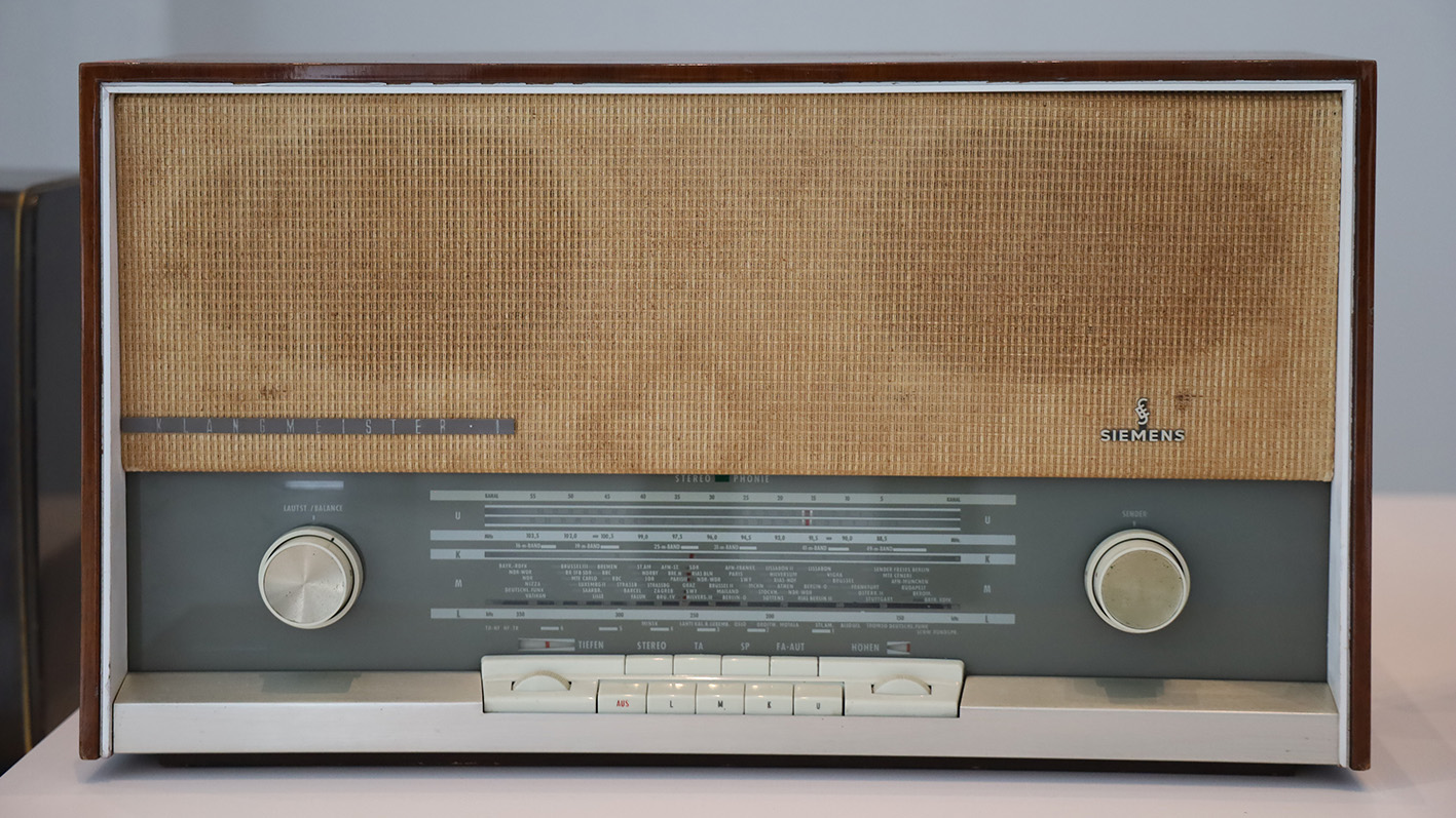 感受經典設計印記，“喚醒：百年設計藏品展1850-2000”等你來打卡！