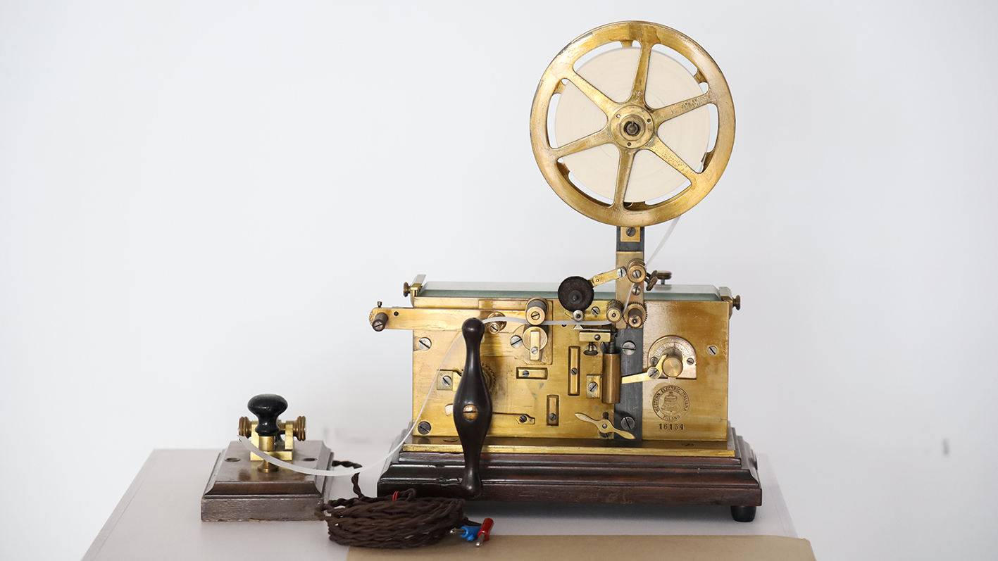 感受經典設計印記，“喚醒：百年設計藏品展1850-2000”等你來打卡！