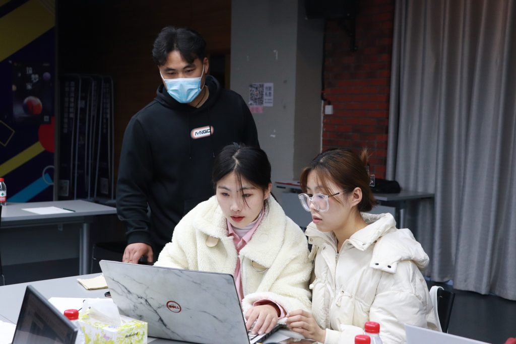 用設(shè)計(jì)改變生活的樣子，為你喜歡的筑夢小屋加油打CALL吧！