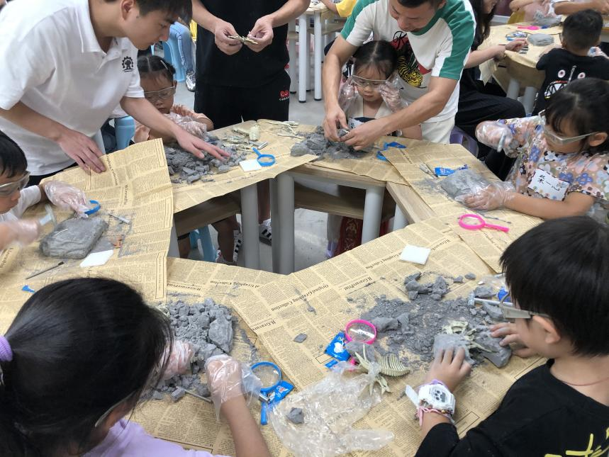 “科學”助力“雙減”同天實踐教育營地“搭把手”