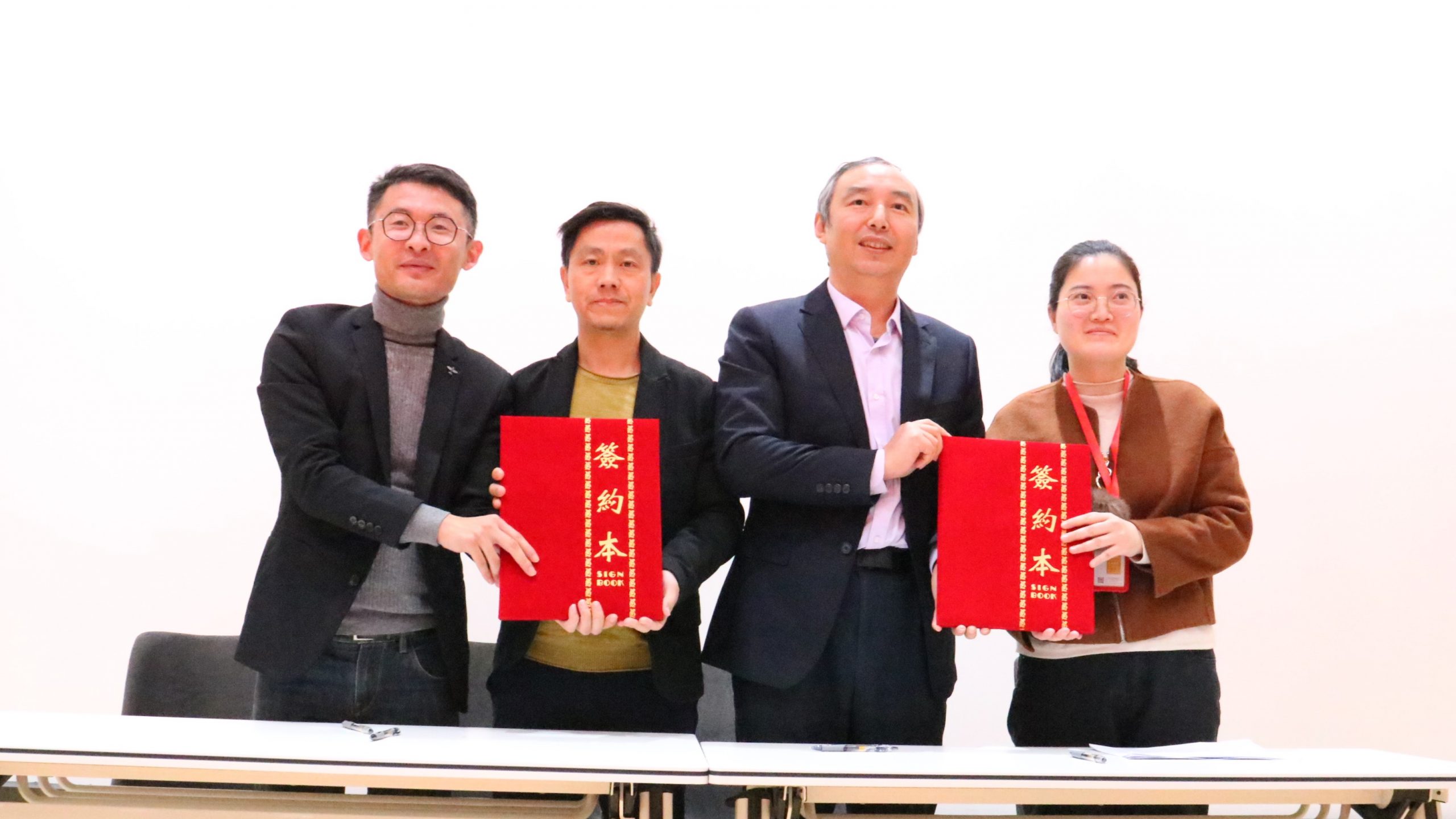 灣區校企協同創新賦能產業發展對接活動暨灣區設計人才聯合培養簽約儀式成功舉辦