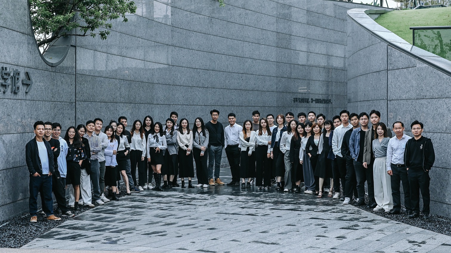 喜訊！我城設(shè)計(jì)師榮獲廣東省設(shè)計(jì)業(yè)十大杰出青年稱(chēng)號(hào)！