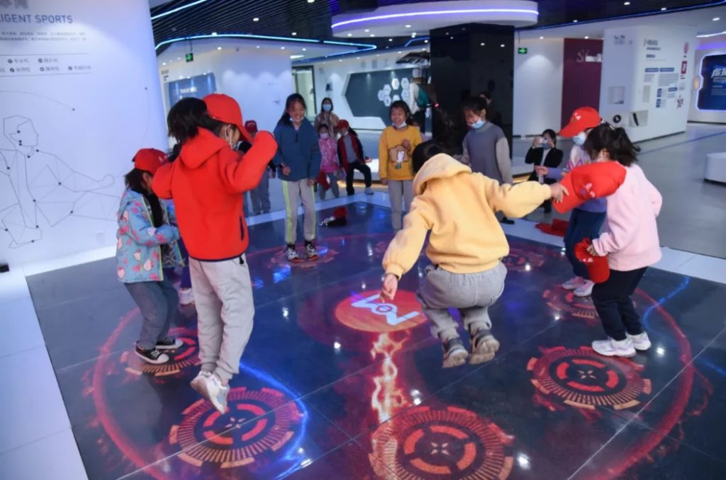 設(shè)計城又迎來小記者了：走進設(shè)計圈，感受設(shè)計魅力