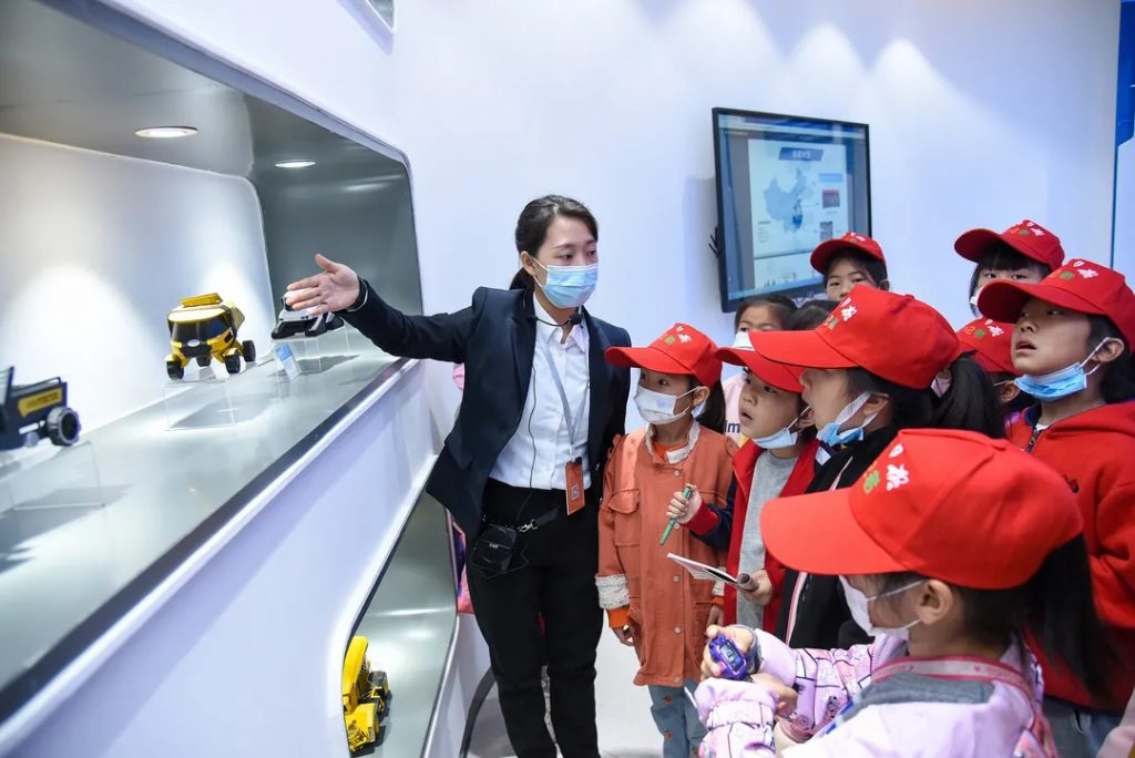 設(shè)計城又迎來小記者了：走進設(shè)計圈，感受設(shè)計魅力