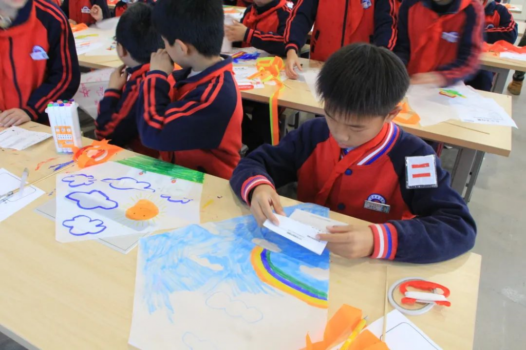 探索科學奧秘 追尋飛行夢想