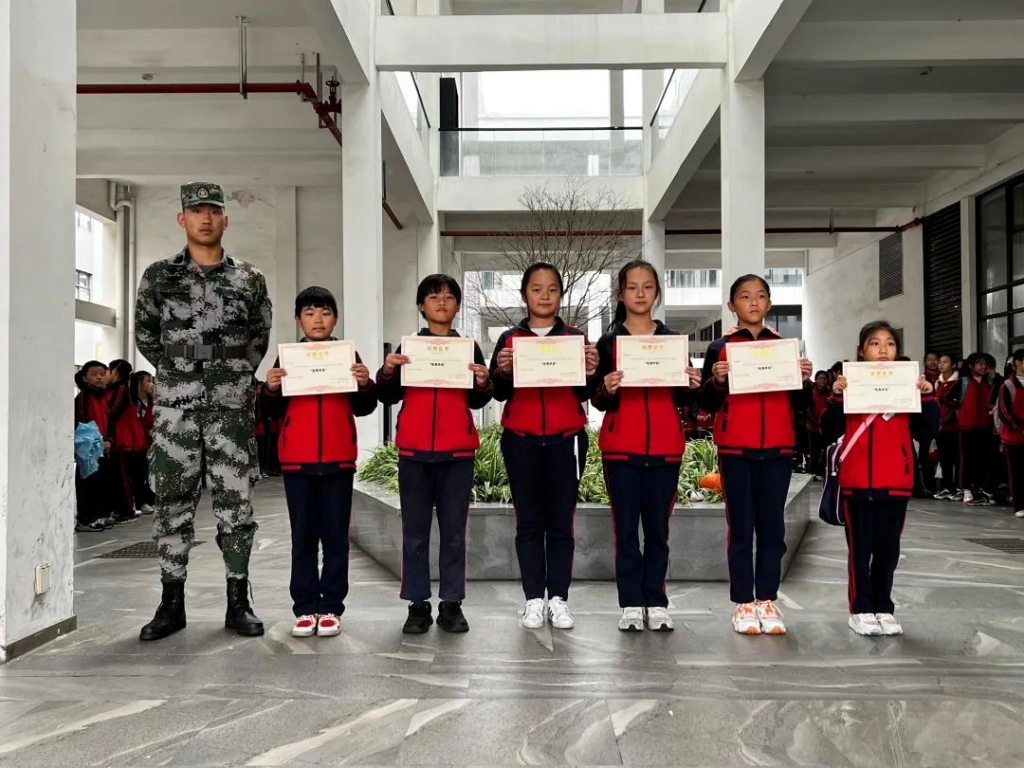 探索科學奧秘 追尋飛行夢想