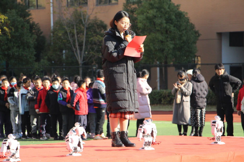 逐夢科學(xué)·智創(chuàng)未來|世紀(jì)城實(shí)驗(yàn)小學(xué)校園科技節(jié)開幕啦！