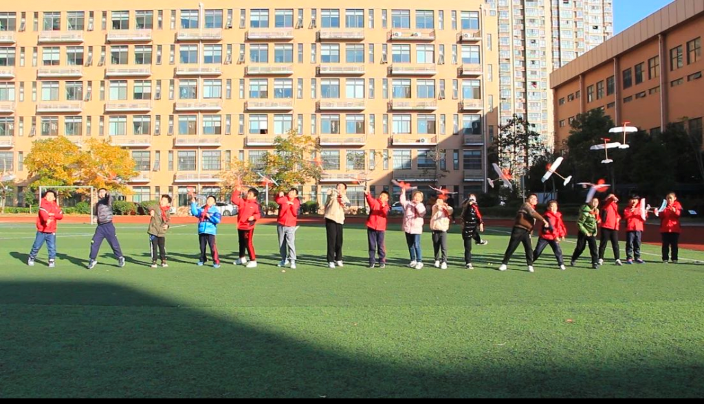 逐夢科學(xué)·智創(chuàng)未來|世紀(jì)城實(shí)驗(yàn)小學(xué)校園科技節(jié)開幕啦！