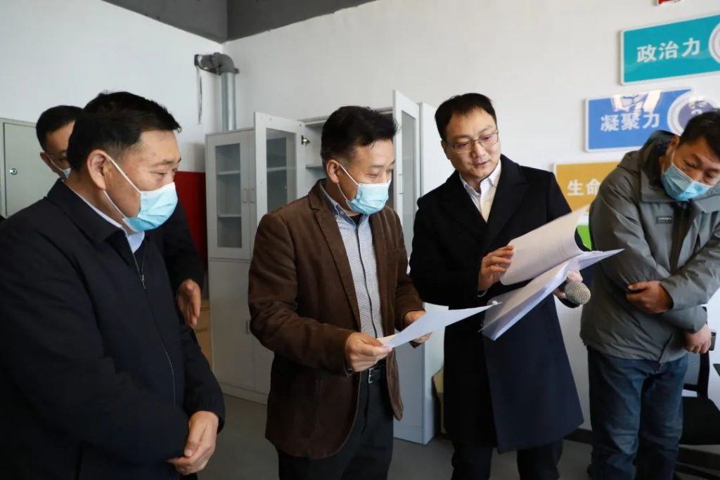 快訊丨市委統戰部副部長劉希有一行蒞臨中原工業設計城參觀考察