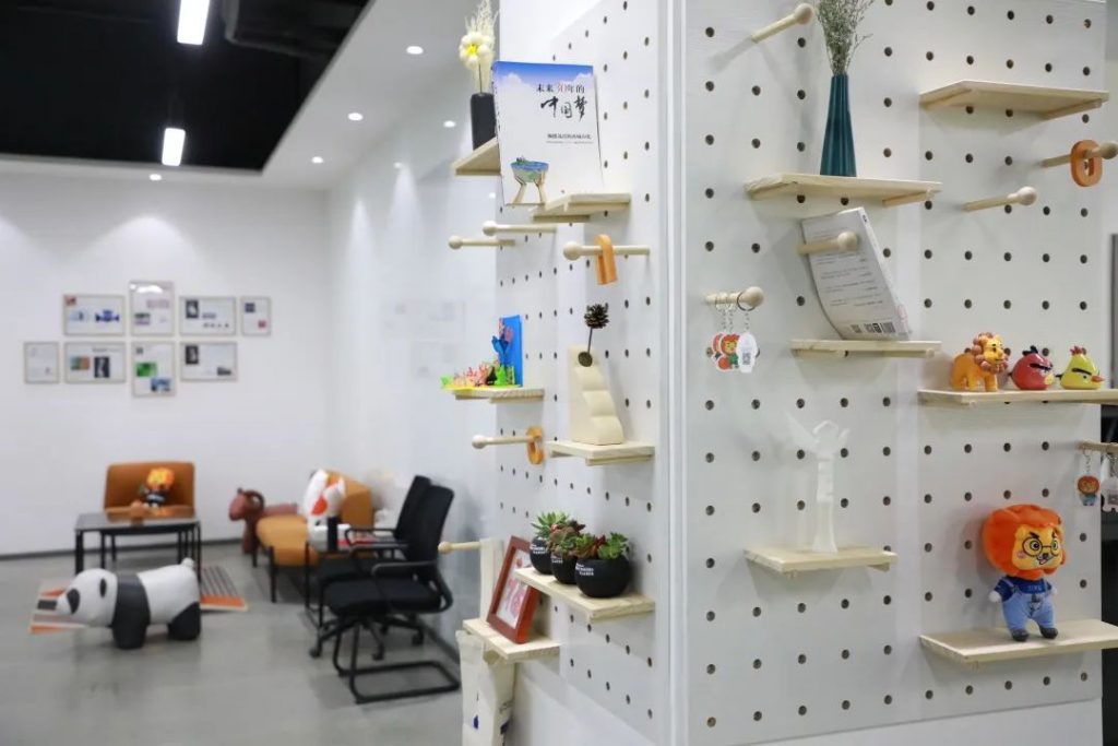 始豫設(shè)計工作室丨設(shè)計城全力打造，全新設(shè)計大咖集聚平臺：因設(shè)計師，為設(shè)計事