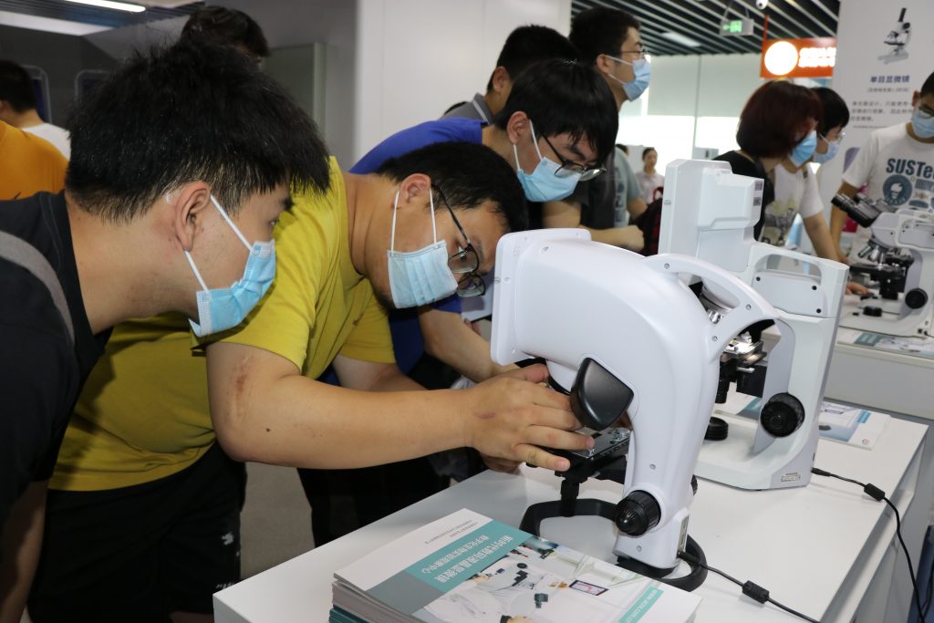 南方科技大學學生體驗特色教育裝備