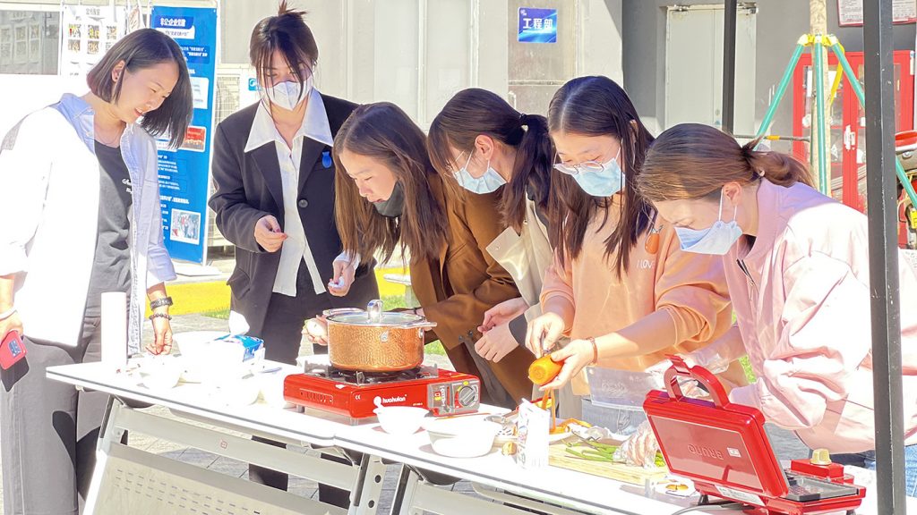 有創(chuàng)意，一起灶！致敬讓人“烹”然心動(dòng)的設(shè)計(jì)城女神們