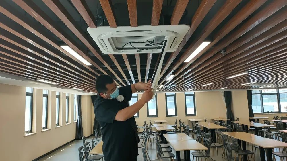 感受夏日，體驗(yàn)涼爽，走進(jìn)這座創(chuàng)業(yè)之城！