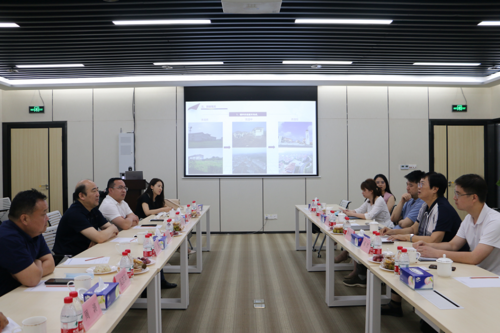 中原工業(yè)設計城陪同河南省工信廳副廳長郝敬紅一行前往深圳大灣區(qū)進行參觀考察