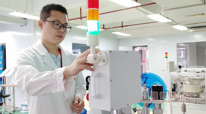 【視頻】光榮與使命·我們①|關燁鋒：設計城內的全能“設計師”